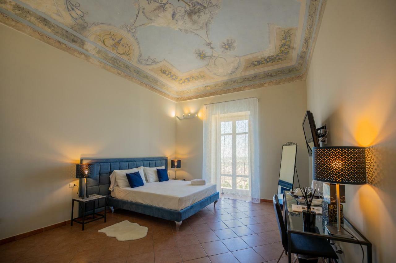 Trigona Garden Suite Noto Eksteriør billede