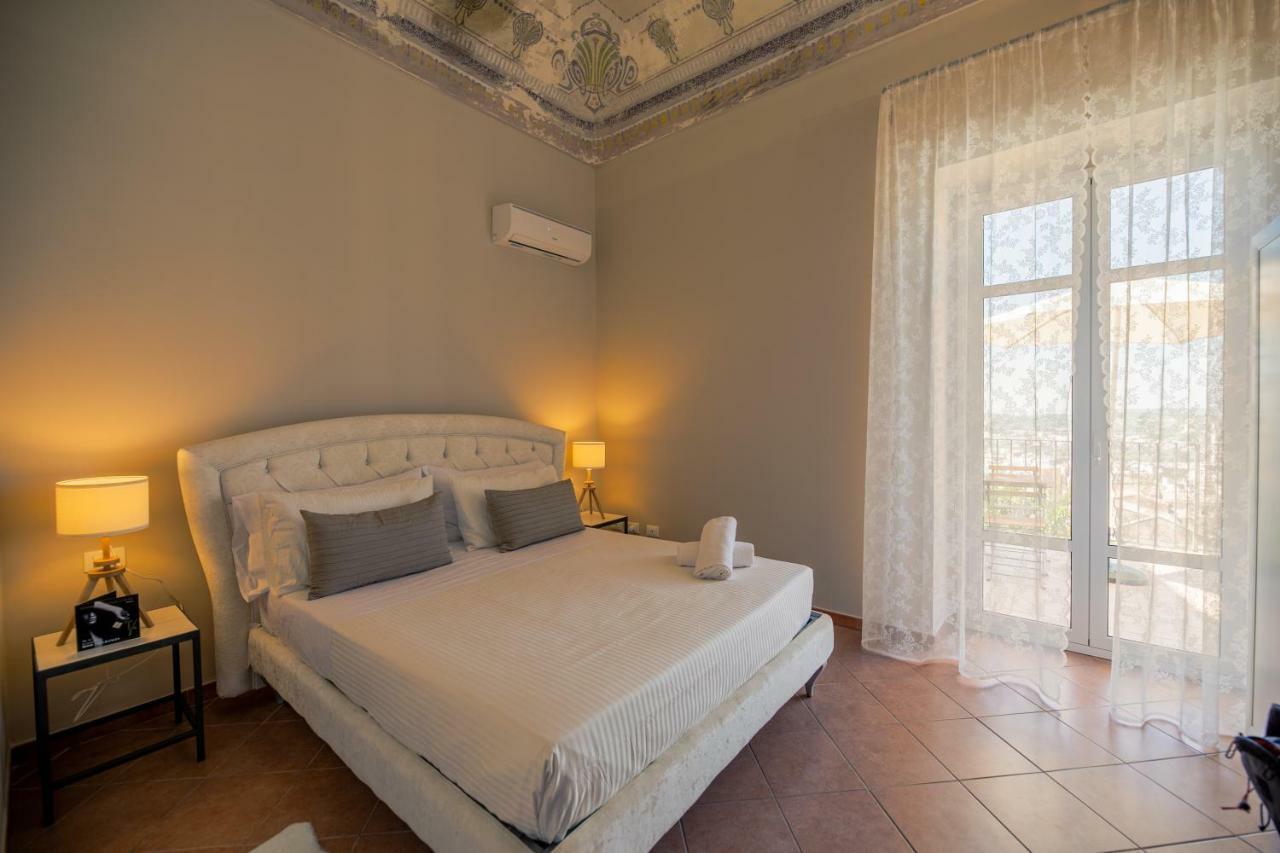 Trigona Garden Suite Noto Eksteriør billede